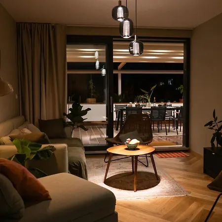 Borocco Apartment Split