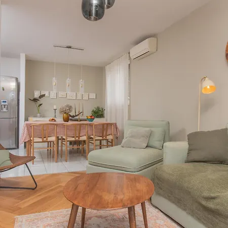 Borocco Apartment